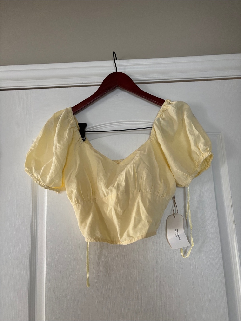 Puff Sleeve Cropped Top in Soft Yellow